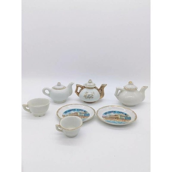 unbranded Accents Vintage Atlantic City New Jersey Nj Souvenir Miniature Teapots Cups